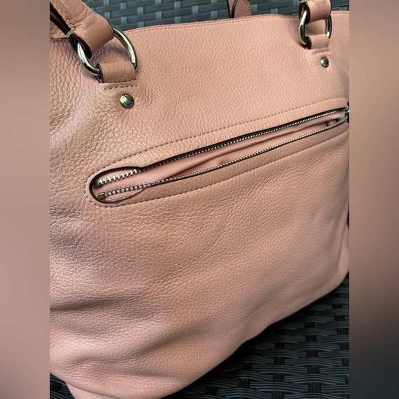 COACH Pink Bag.Leather Pink Bag. - Picture 9 of 14